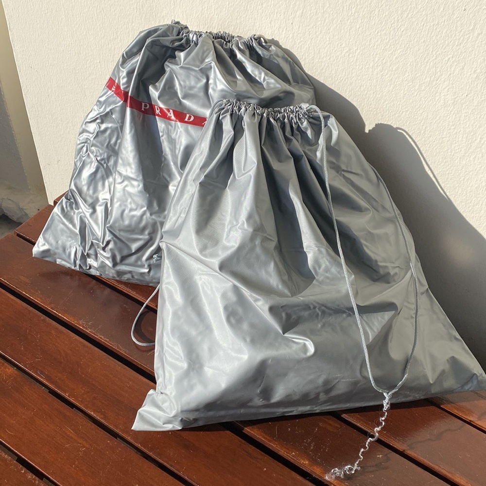 2 prada shoe bags - Picture 3 of 6